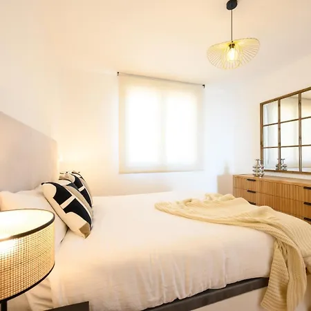 Апартаменти Skymar Palmeras 2 Bedrooms & Pool By 10tosea Фуенхірола