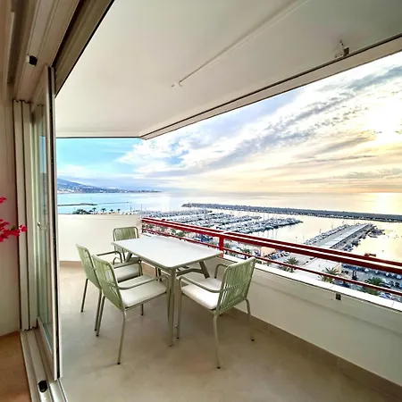 Skymar Palmeras 2 Bedrooms & Pool By 10tosea Apartment *