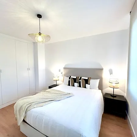 Skymar Palmeras 2 Bedrooms & Pool By 10tosea Apartment